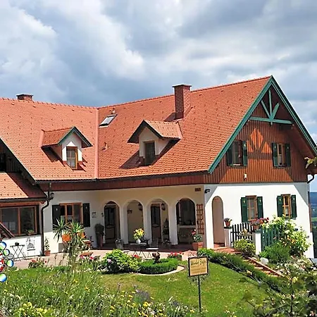 Nocleg ze śniadaniem Gmiatliche Stubm Fürstenfeld