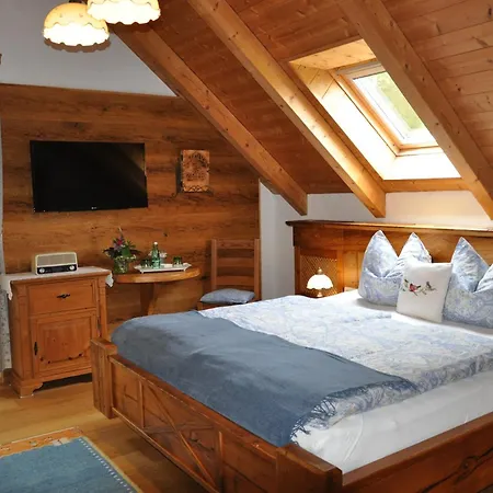 B&B Gmiatliche Stubm 3*