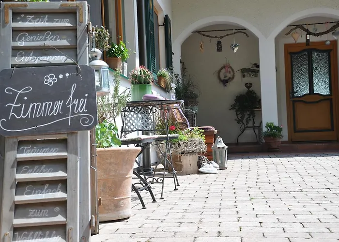 Bed and breakfast Gmiatliche Stubm